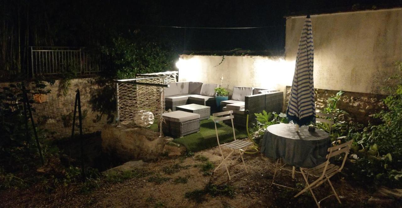 Bed and Breakfast Le Grand Barrois Crecy-la-Chapelle Esterno foto