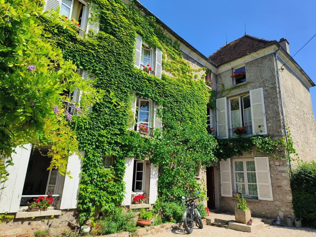 Bed and Breakfast Le Grand Barrois Crecy-la-Chapelle Esterno foto
