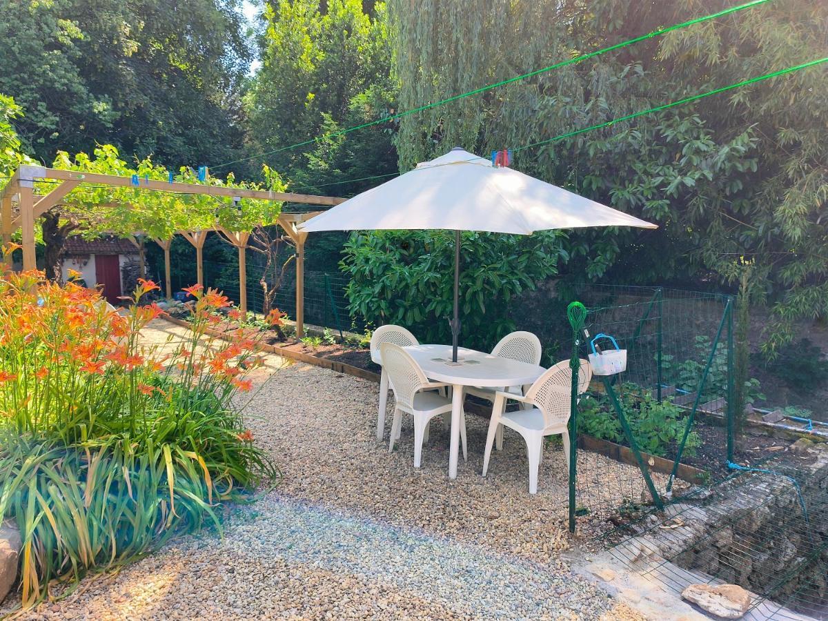 Bed and Breakfast Le Grand Barrois Crecy-la-Chapelle Esterno foto